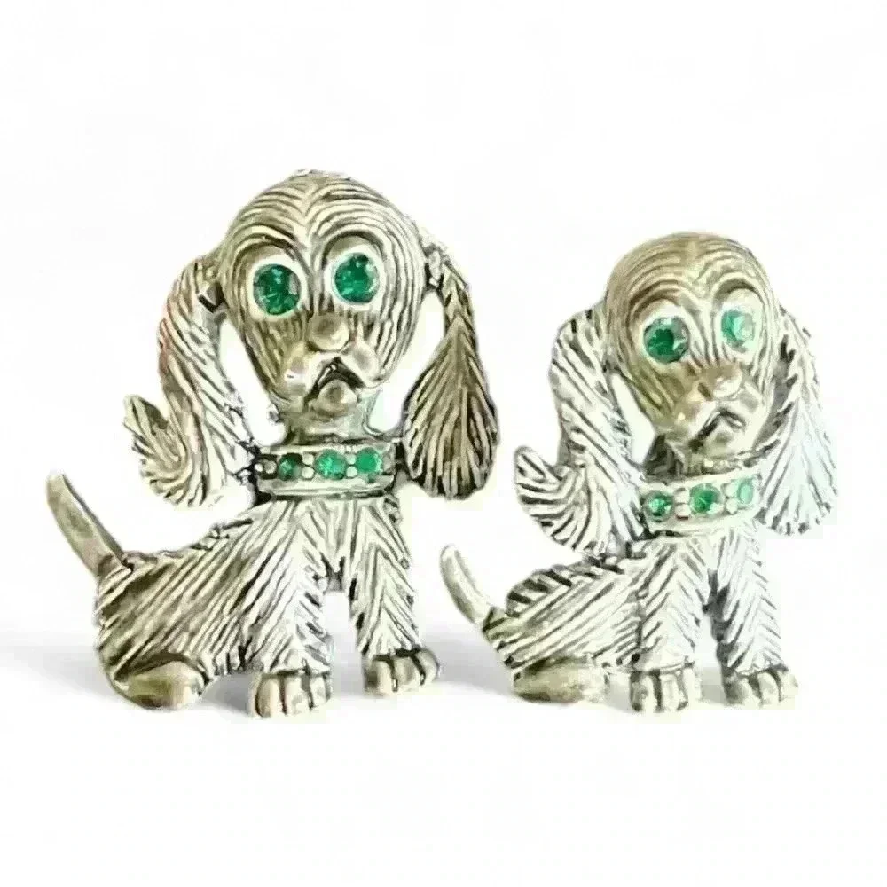 Vintage Gerry’s gray enamel mom & pup dog emerald green rhinestone brooch pin